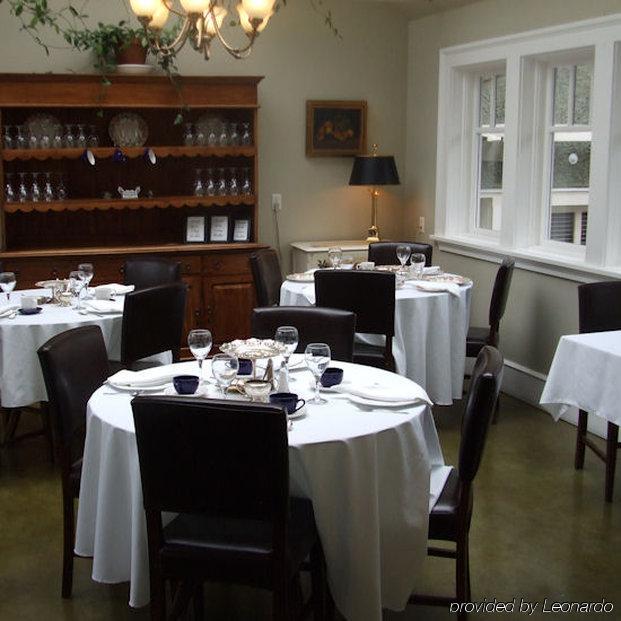 Rosewood Inn Victoria Restaurant bilde